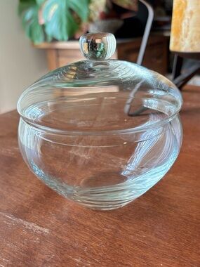 Decarative Glass Jar w Lid, vintage